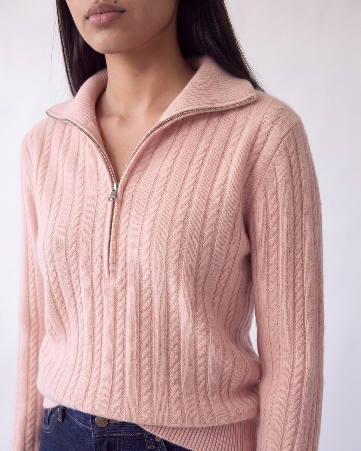 Cable knit jumper with half zip – Pink – detail