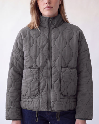 Quilted jacket with stand collar – Grey – detail