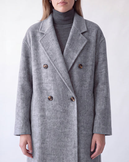 Double-breasted long wool coat – Grey – detail